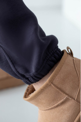 Костюм жіночий